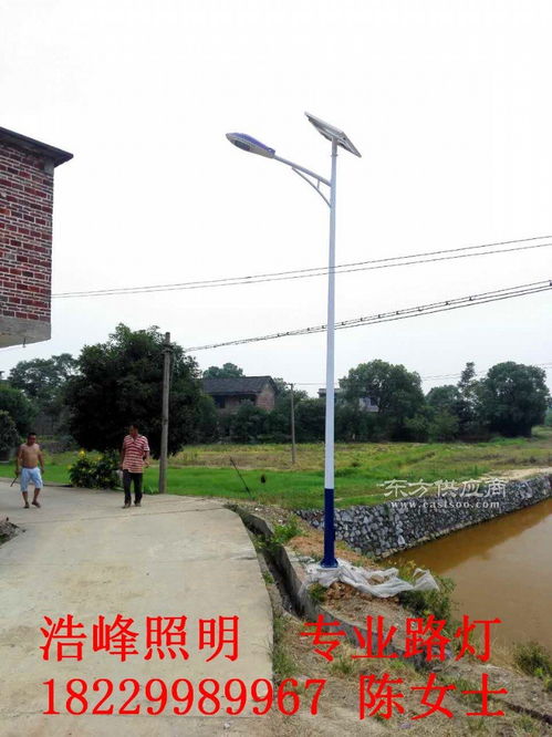 单双臂太阳能路灯厂家直销led路灯价图片