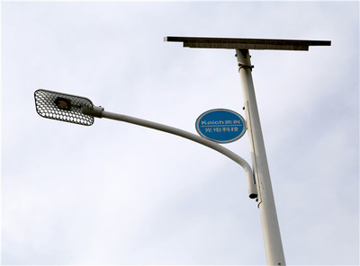 集成式LED路灯灯具与单颗式LED路灯灯具的区别-