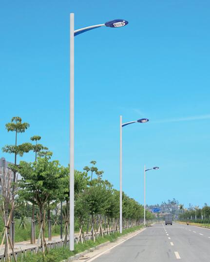 广州led双臂路灯杆 七度定制生产 led双臂路灯杆多少钱高清图片 高清大图